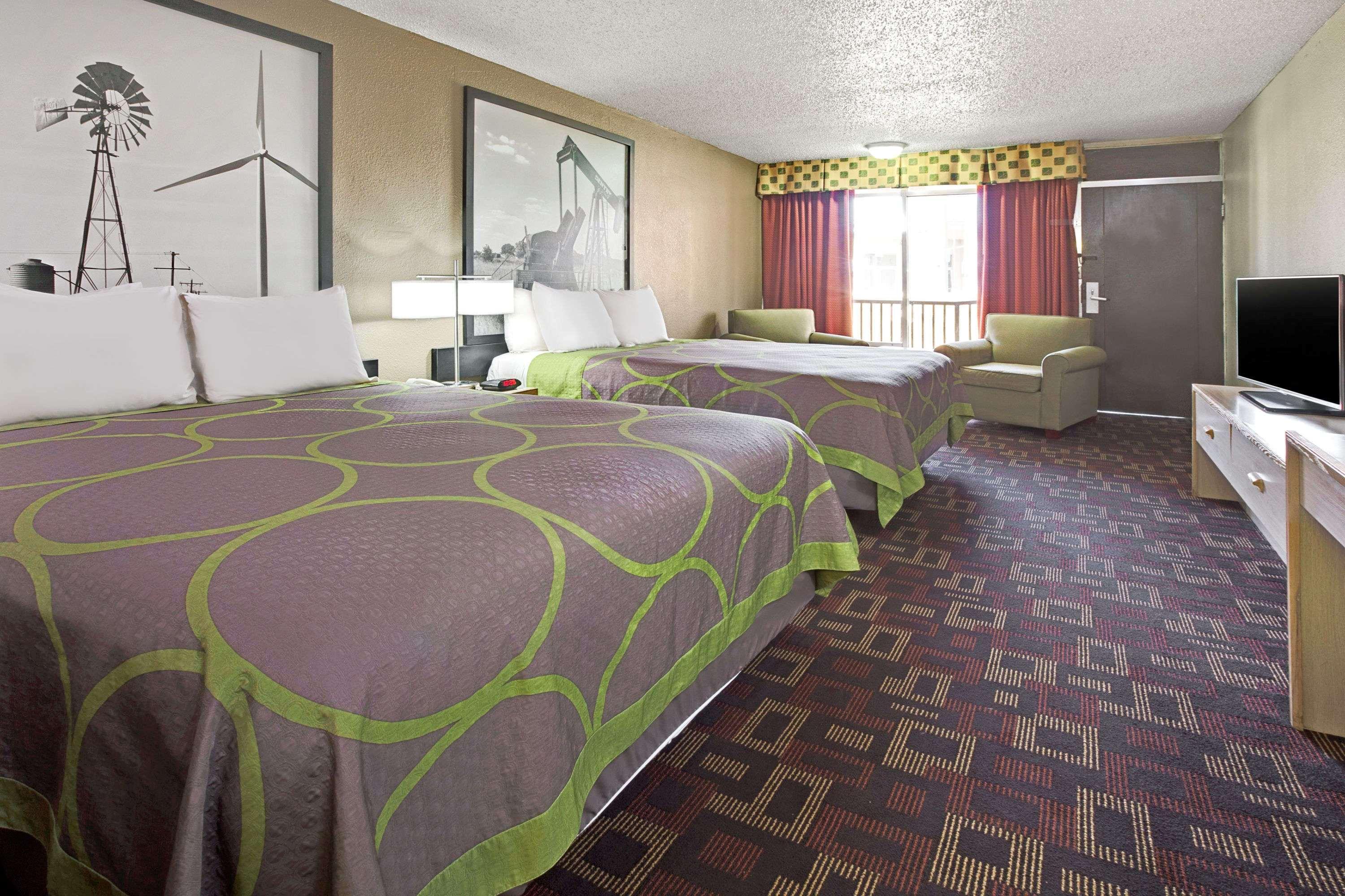 Hotel Super 8 By Wyndham Norman Esterno foto
