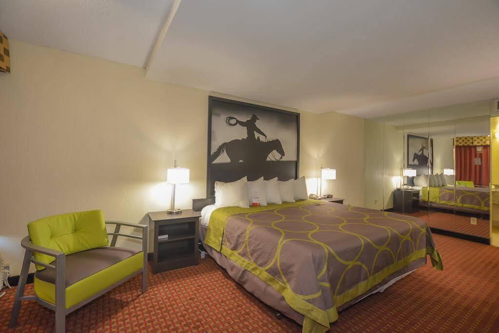 Hotel Super 8 By Wyndham Norman Esterno foto