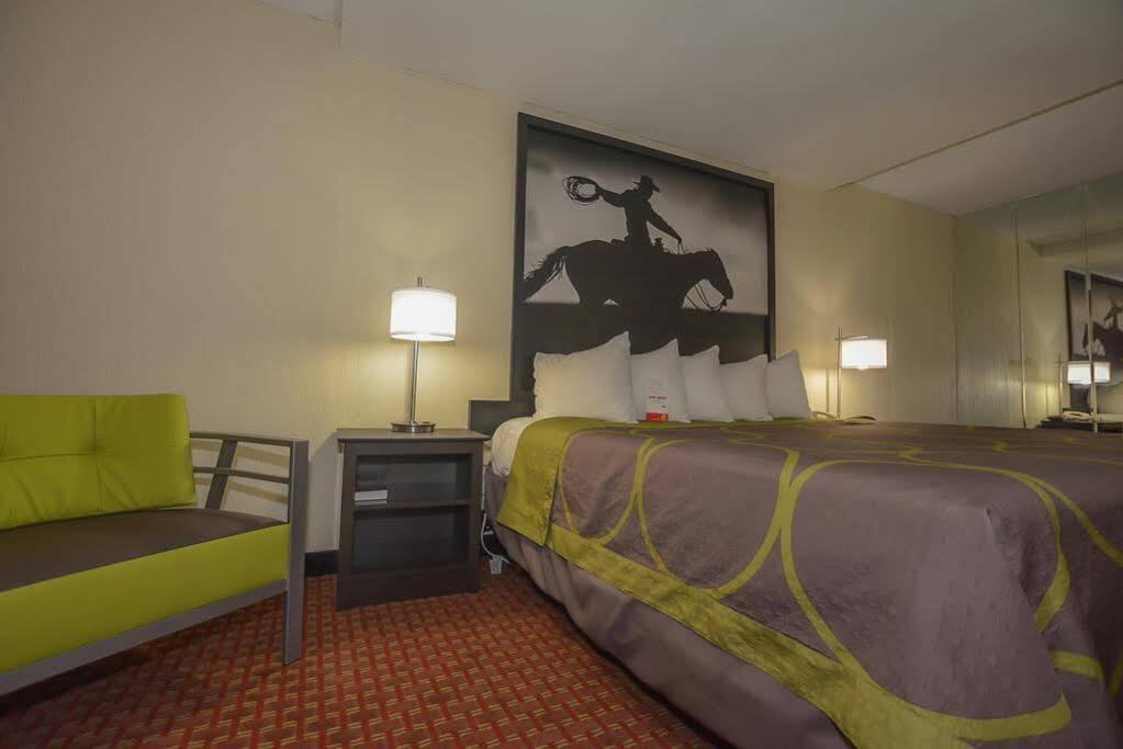 Hotel Super 8 By Wyndham Norman Esterno foto